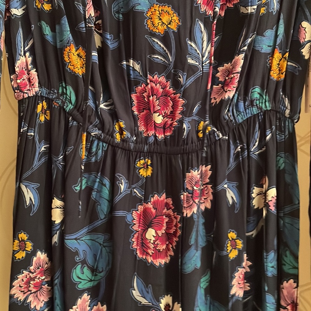 NWT - Old Navy dress, size S, navy/floral - Picture 6 of 11
